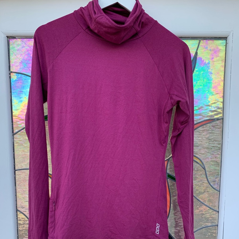 Lorna Jane long sleeve workout athleisure top